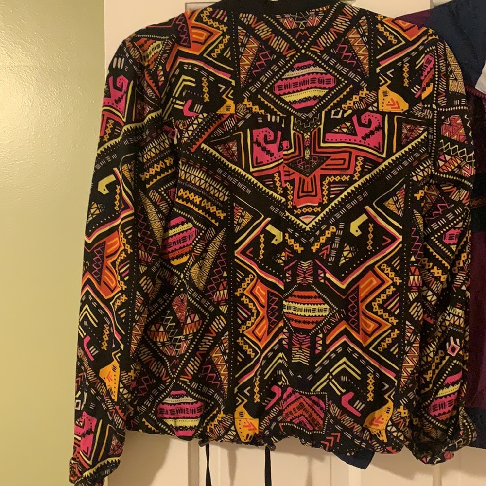 80s Multicolor Patterned Cropped Windbreaker Jack… - image 2